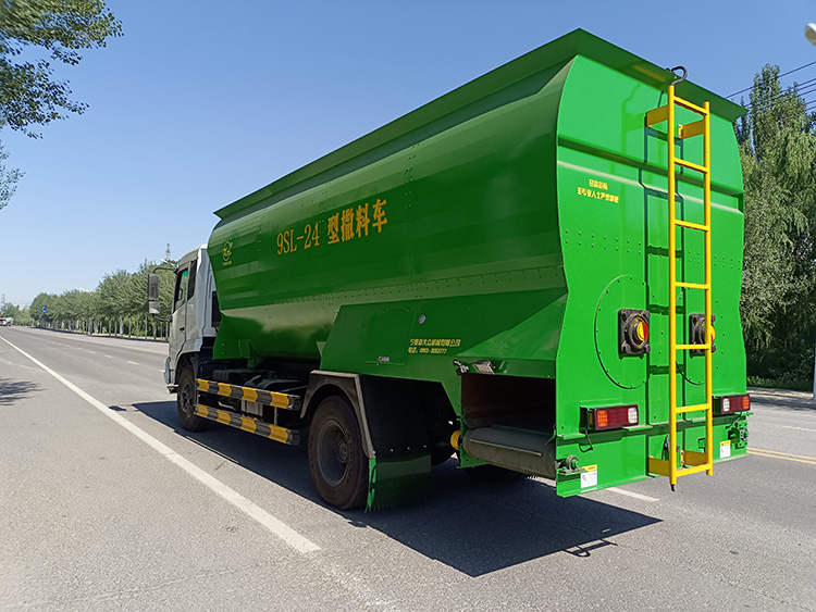 9SL-24撒料车